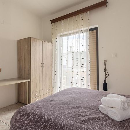 Special Apartment Larissa Exterior foto